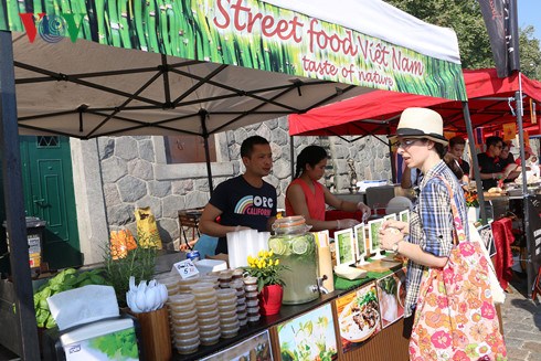Vietnamese traditional dishes introduced at Asian Food & Culture Festival