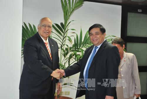 Minister of Planning and Investment concludes visit to Cuba