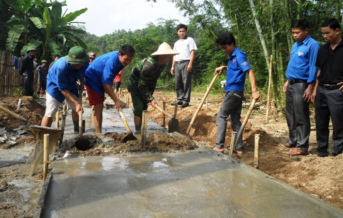 Jóvenes de Yen Bai unen fuerzas para nueva vida en el campo