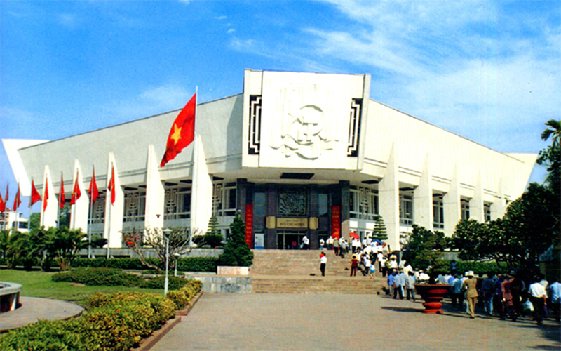 พิพิธภัณฑ์โฮจิมินห์ – สถานที่ที่น่าไว้วางใจสำหรับการเก็บรักษาสิ่งของวัตถุเกี่ยวกับประธานโฮจิมินห์