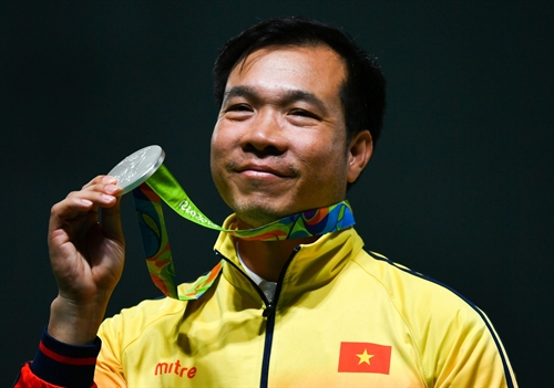 Hoang Xuan Vinh among top 10 medalists at 2016 Rio Olympics