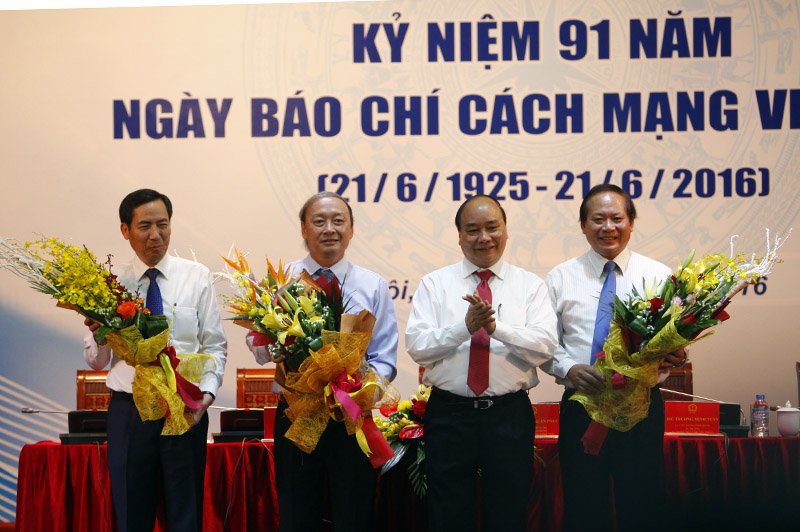 Prime Minister urges media agencies to reform and innovate