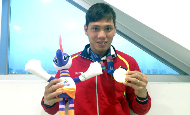 Swimmer Vo Thanh Tung wins silver medal at Paralympic Rio 2016