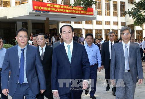 President Tran Dai Quang visits two major national academies