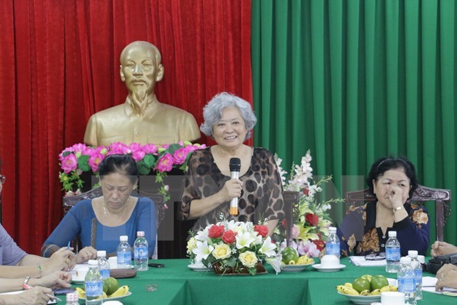 Support for Tran To Nga in her fight for justice for Vietnamese AO victims