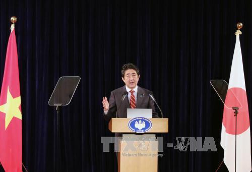 japanese pm calls for respect for rule of law to safeguard freedom of navigation hinh 0