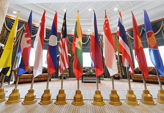 в бангкоке проходит 21-я конференция министров иностранных дел асеан – ес  hinh 0